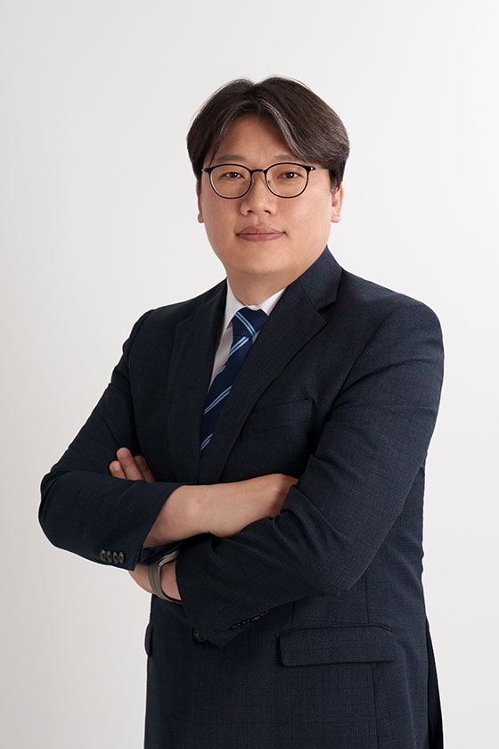 엠디렉스 김용우 대표